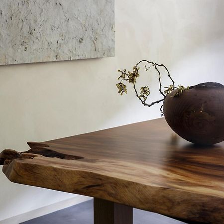 Hotel The Celestine Kyoto Gion Exteriör bild A table made from a slab of wood
