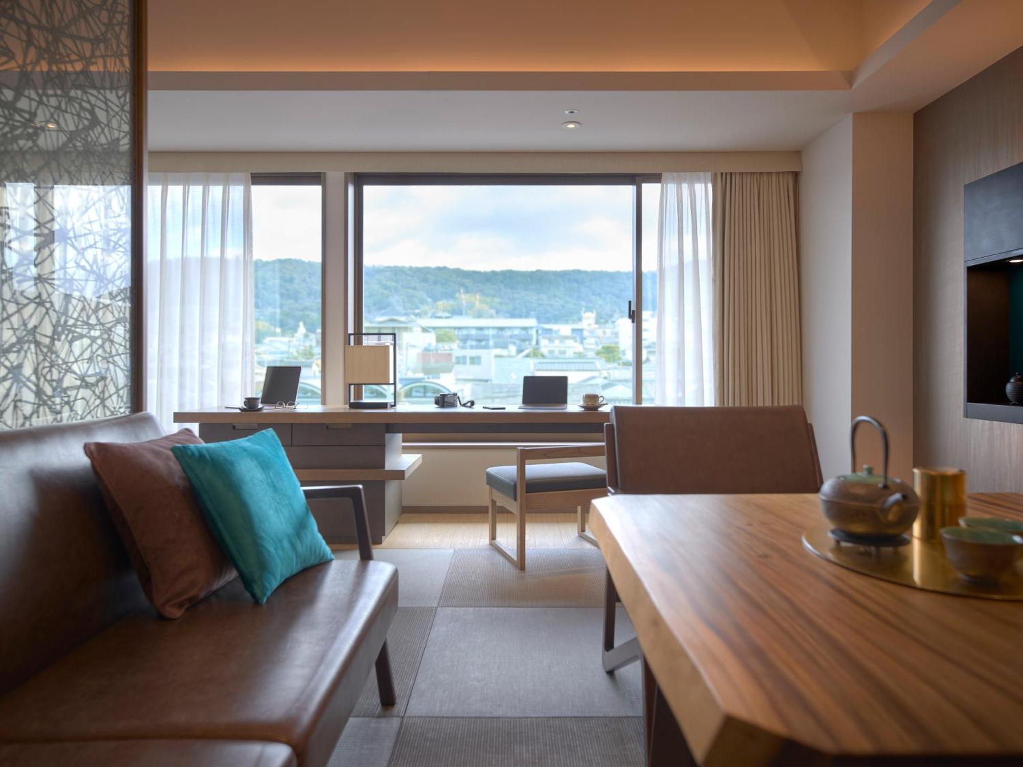 Hotel The Celestine Kyoto Gion Exteriör bild A room at the hotel